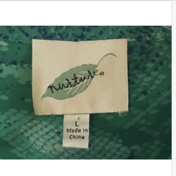 Nurture Anthropologie Button Down Green Top Large - Picture 3 of 3